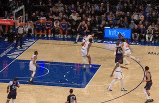 DB真人旗舰祖巴茨,现在算第几中锋?